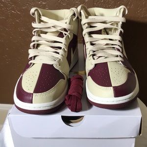 Air Jordan 1 MID SE